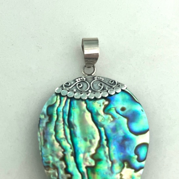 Abalone Shell Silver Pendant - Picture 2 of 6